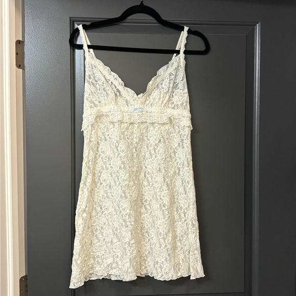 Hanky Panky Cream Lace Slip - Picture 2 of 6